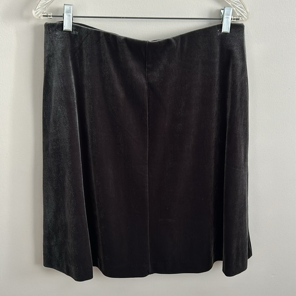 Velvet skirt in dark grey, size L by Joe Fresh. Perfect condition. - Picture 3 of 4